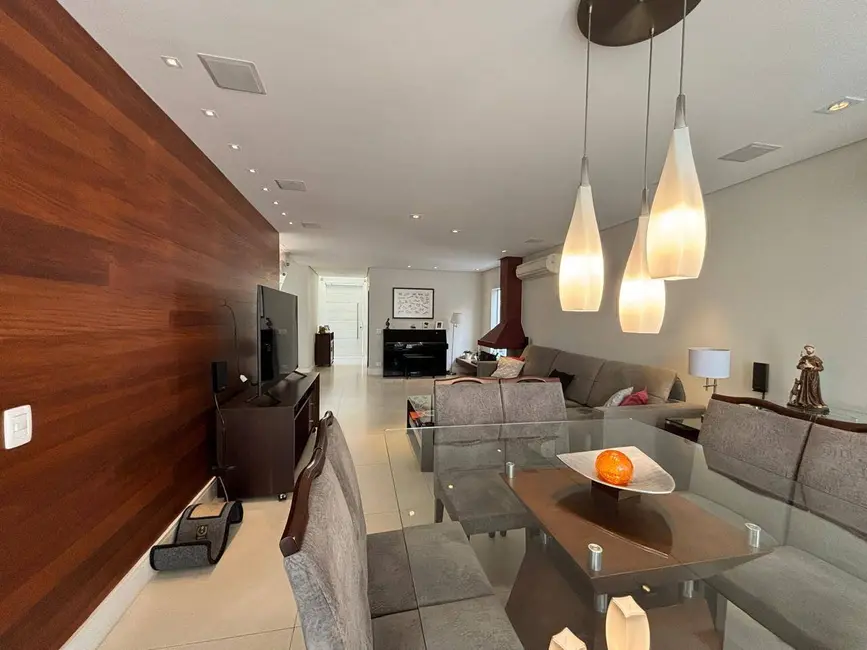 Casa com 4 quartos à venda, 360m2 em Alphaville, Santana De Parnaiba - SP - imagem 7 Foto 7 de Casa com 4 quartos à venda, 360m2 em Alphaville, Santana De Parnaiba - SP
