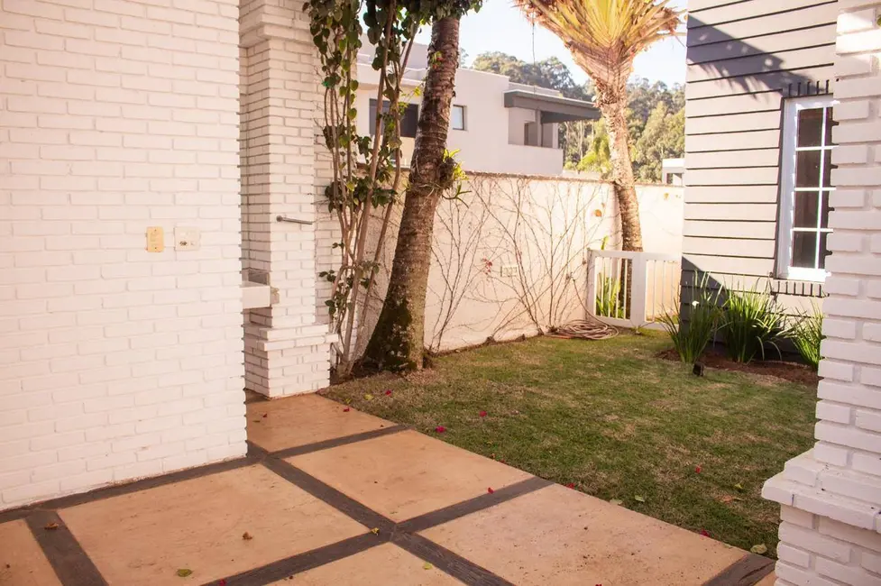 Casa à venda e para alugar, 480m2 em Tamboré, Santana De Parnaiba - SP - imagem 3 Foto 3 de Casa à venda e para alugar, 480m2 em Tamboré, Santana De Parnaiba - SP