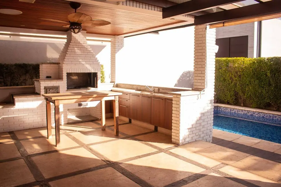 Casa à venda e para alugar, 480m2 em Tamboré, Santana De Parnaiba - SP - imagem 6 Foto 6 de Casa à venda e para alugar, 480m2 em Tamboré, Santana De Parnaiba - SP