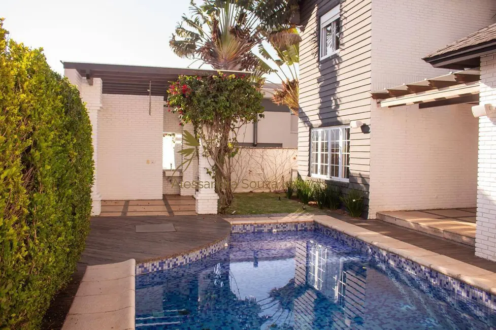 Casa à venda e para alugar, 480m2 em Tamboré, Santana De Parnaiba - SP - imagem 5 Foto 5 de Casa à venda e para alugar, 480m2 em Tamboré, Santana De Parnaiba - SP