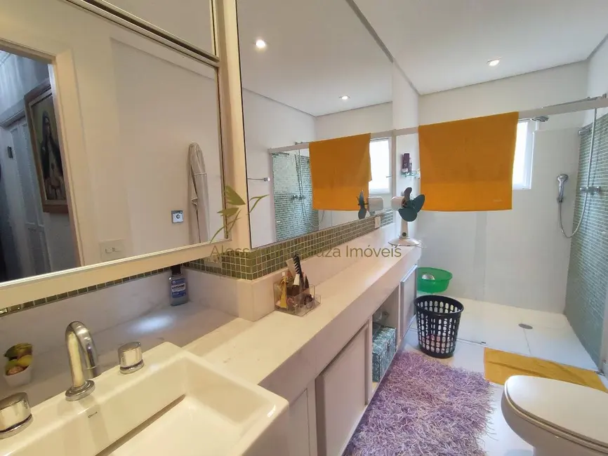 Casa com 4 quartos à venda, 314m2 em Alphaville, Santana De Parnaiba - SP - imagem 8 Foto 8 de Casa com 4 quartos à venda, 314m2 em Alphaville, Santana De Parnaiba - SP