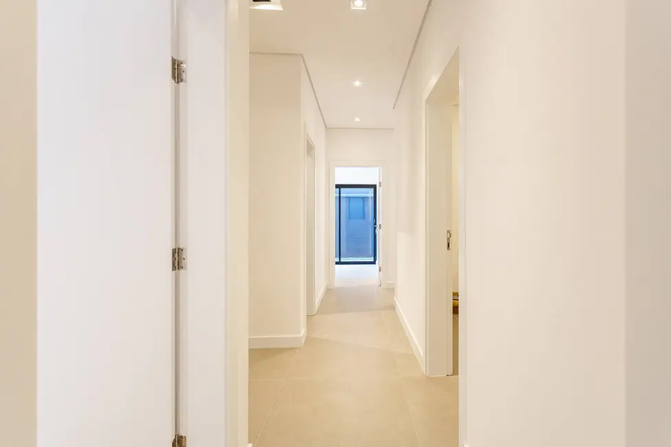 Foto 2 de Casa com 4 quartos à venda, 441m2 em Santana De Parnaiba - SP