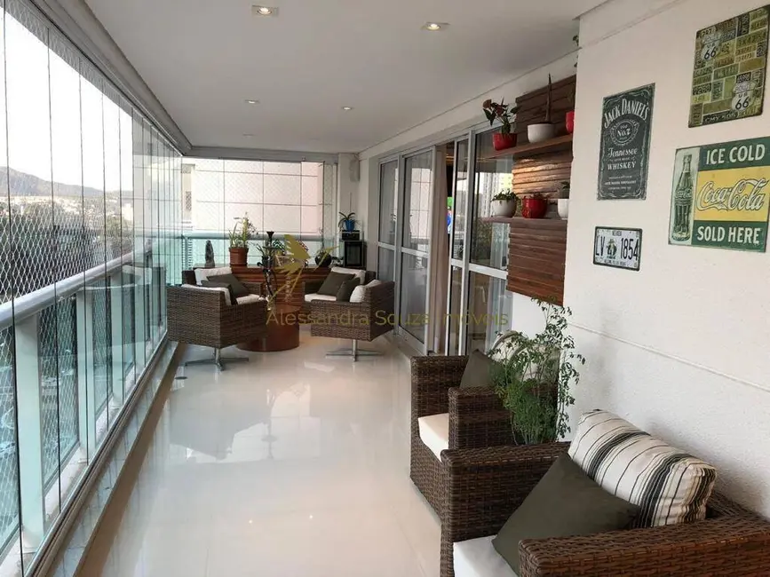 Foto 3 de Apartamento com 3 quartos à venda, 235m2 em Barueri - SP