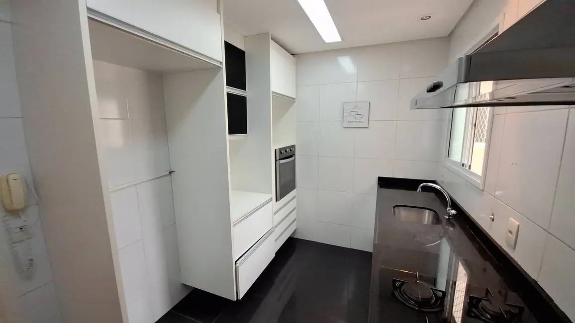 Foto 2 de Apartamento com 3 quartos à venda, 85m2 em Jardim Tupanci, Barueri - SP