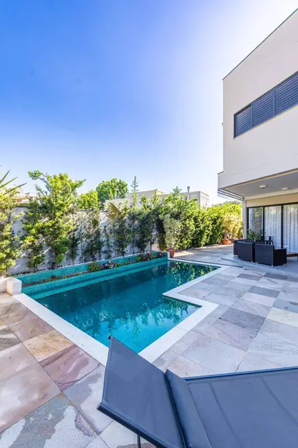 Foto 2 de Casa com 4 quartos à venda, 400m2 em Cidade Tamboré, Santana De Parnaiba - SP