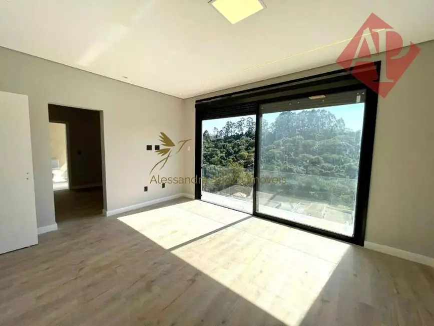 Casa com 5 quartos à venda, 420m2 em Tamboré, Santana De Parnaiba - SP - imagem 6 Foto 6 de Casa com 5 quartos à venda, 420m2 em Tamboré, Santana De Parnaiba - SP