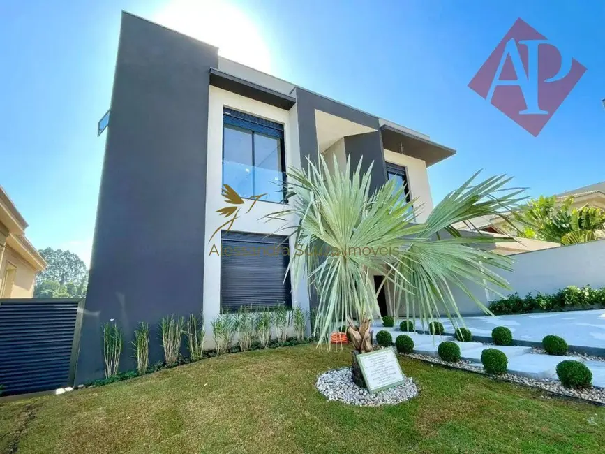 Casa com 5 quartos à venda, 420m2 em Tamboré, Santana De Parnaiba - SP - imagem 1 Foto 1 de Casa com 5 quartos à venda, 420m2 em Tamboré, Santana De Parnaiba - SP