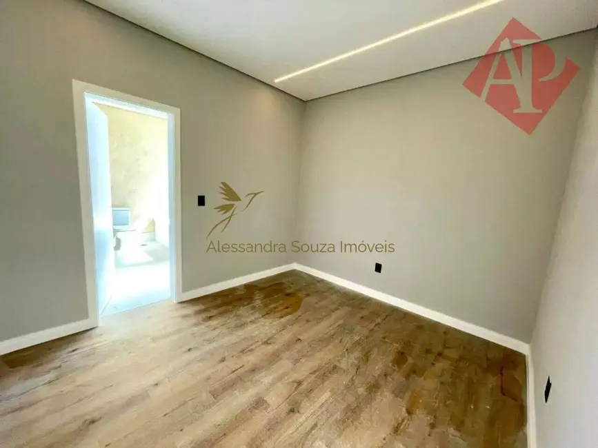 Casa com 5 quartos à venda, 420m2 em Tamboré, Santana De Parnaiba - SP - imagem 5 Foto 5 de Casa com 5 quartos à venda, 420m2 em Tamboré, Santana De Parnaiba - SP