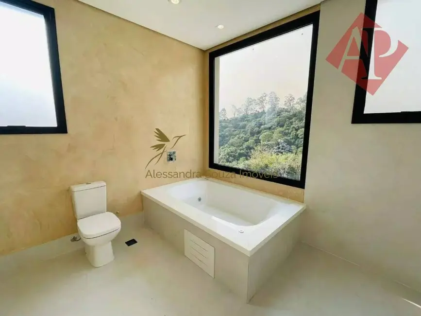 Casa com 5 quartos à venda, 420m2 em Tamboré, Santana De Parnaiba - SP - imagem 4 Foto 4 de Casa com 5 quartos à venda, 420m2 em Tamboré, Santana De Parnaiba - SP