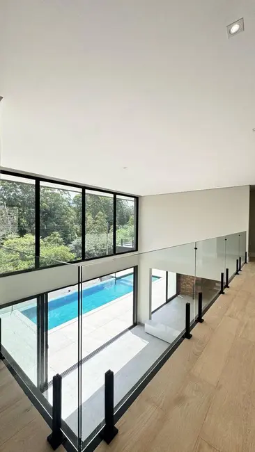 Casa à venda, 650m2 em Tamboré, Santana De Parnaiba - SP - imagem 9 Foto 9 de Casa à venda, 650m2 em Tamboré, Santana De Parnaiba - SP