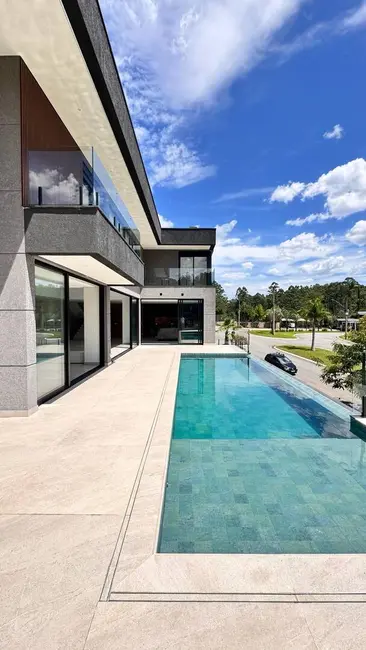 Casa à venda, 650m2 em Tamboré, Santana De Parnaiba - SP - imagem 1 Foto 1 de Casa à venda, 650m2 em Tamboré, Santana De Parnaiba - SP