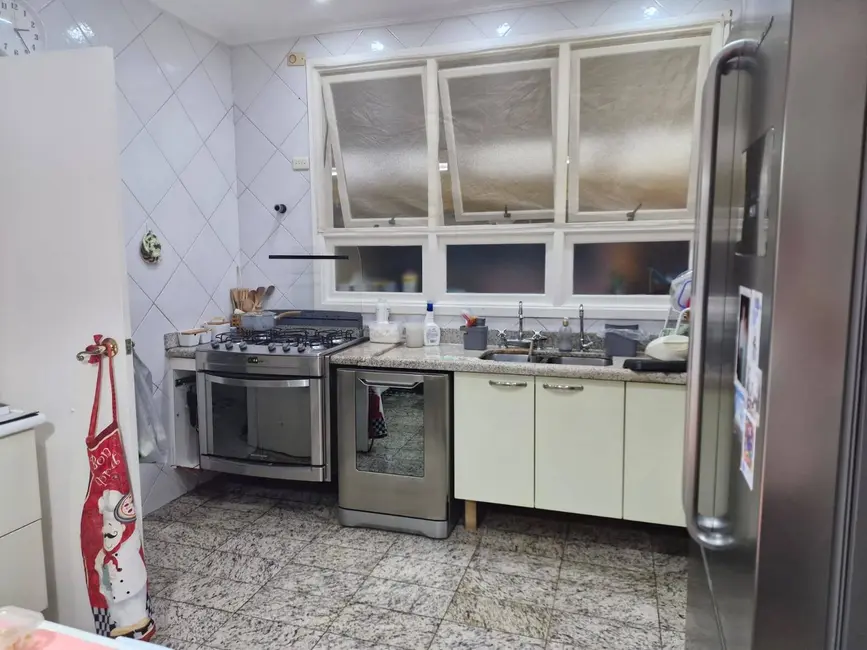 Casa com 4 quartos à venda, 360m2 em Alphaville, Santana De Parnaiba - SP - imagem 9 Foto 9 de Casa com 4 quartos à venda, 360m2 em Alphaville, Santana De Parnaiba - SP