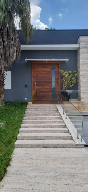 Foto 1 de Casa com 4 quartos à venda e para alugar, 490m2 em Centro Comercial Jubran, Barueri - SP