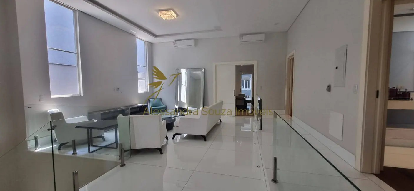 Foto 2 de Casa com 4 quartos à venda e para alugar, 490m2 em Centro Comercial Jubran, Barueri - SP
