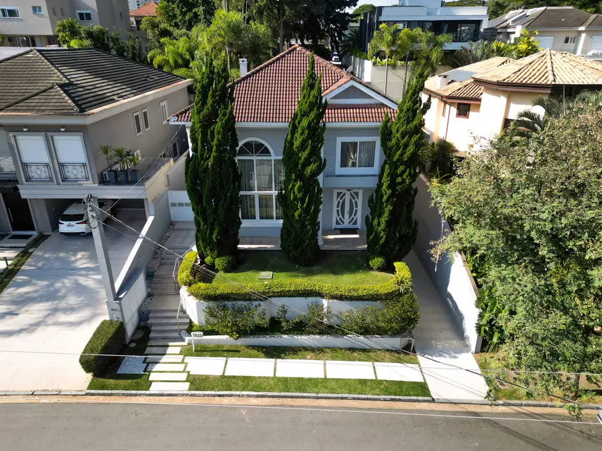 Foto 1 de Casa com 4 quartos à venda, 554m2 em Aldeia da Serra, Barueri - SP