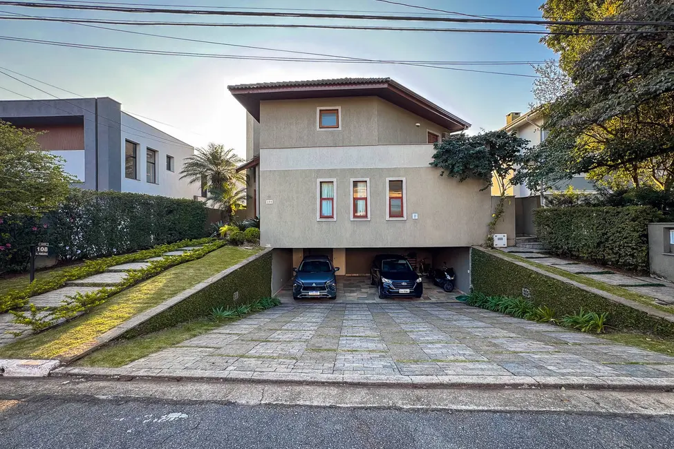 Casa com 4 quartos à venda, 396m2 em Alphaville Residencial Dois, Barueri - SP - imagem 5 Foto 5 de Casa com 4 quartos à venda, 396m2 em Alphaville Residencial Dois, Barueri - SP