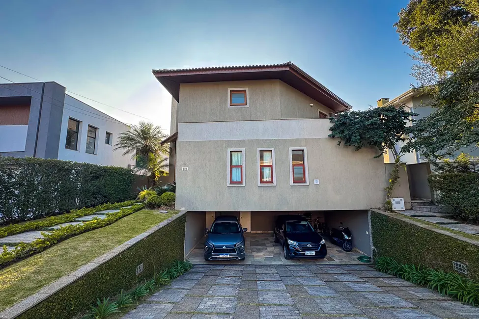 Casa com 4 quartos à venda, 396m2 em Alphaville Residencial Dois, Barueri - SP - imagem 3 Foto 3 de Casa com 4 quartos à venda, 396m2 em Alphaville Residencial Dois, Barueri - SP