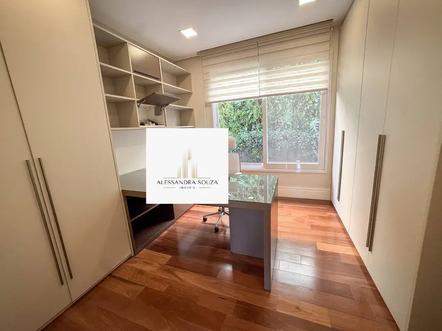 Foto 5 de Casa com 4 quartos à venda, 608m2 em Tamboré, Barueri - SP