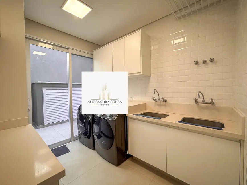 Foto 9 de Casa com 4 quartos à venda, 608m2 em Tamboré, Barueri - SP