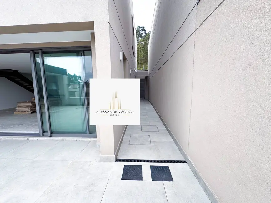 Foto 3 de Casa com 4 quartos à venda, 310m2 em Tamboré, Santana De Parnaiba - SP