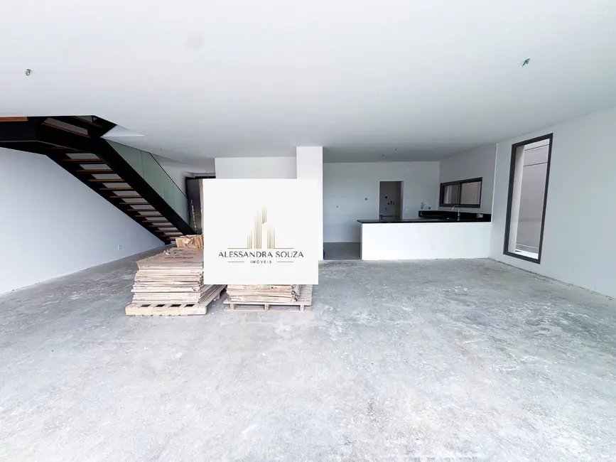 Foto 6 de Casa com 4 quartos à venda, 310m2 em Tamboré, Santana De Parnaiba - SP