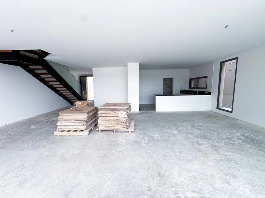 Foto 7 de Casa com 4 quartos à venda, 310m2 em Tamboré, Santana De Parnaiba - SP