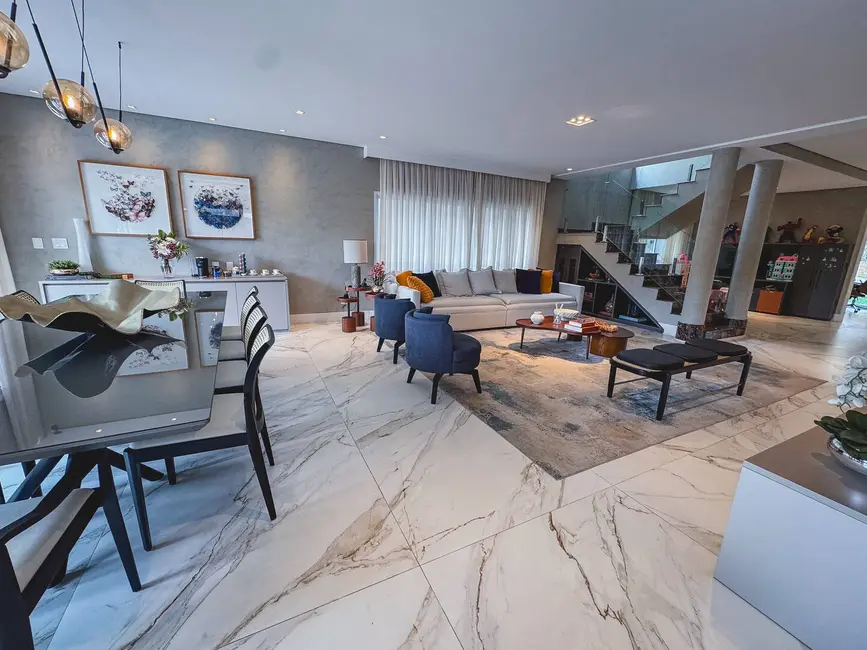 Foto 9 de Casa com 3 quartos à venda, 453m2 em Santana De Parnaiba - SP