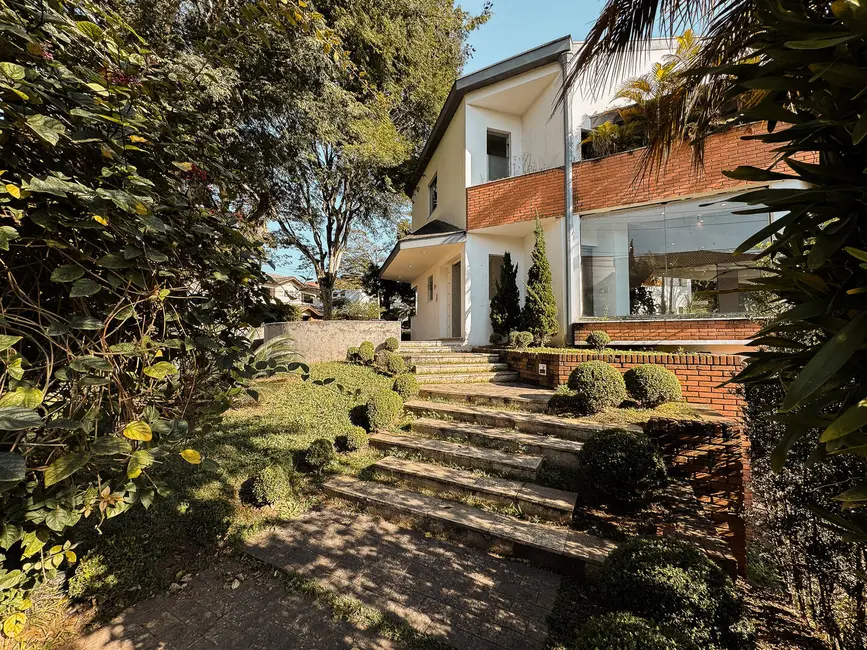Casa com 6 quartos à venda, 777m2 em Alphaville Residencial Dois, Barueri - SP - imagem 2 Foto 2 de Casa com 6 quartos à venda, 777m2 em Alphaville Residencial Dois, Barueri - SP