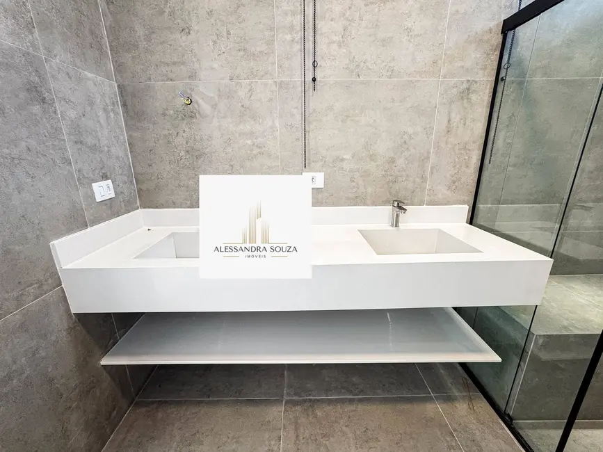 Foto 7 de Casa com 4 quartos para alugar, 309m2 em Sítio do Morro, Santana De Parnaiba - SP