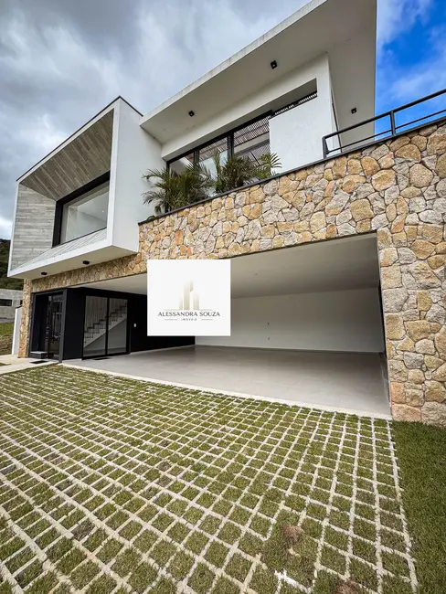 Foto 4 de Casa com 4 quartos para alugar, 309m2 em Sítio do Morro, Santana De Parnaiba - SP