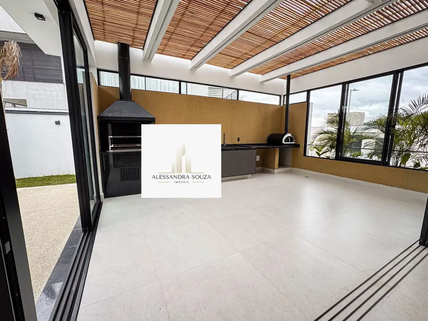 Foto 6 de Casa com 4 quartos para alugar, 309m2 em Sítio do Morro, Santana De Parnaiba - SP