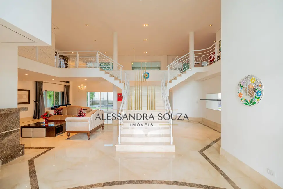 Foto 2 de Casa com 5 quartos à venda, 1500m2 em Barueri - SP