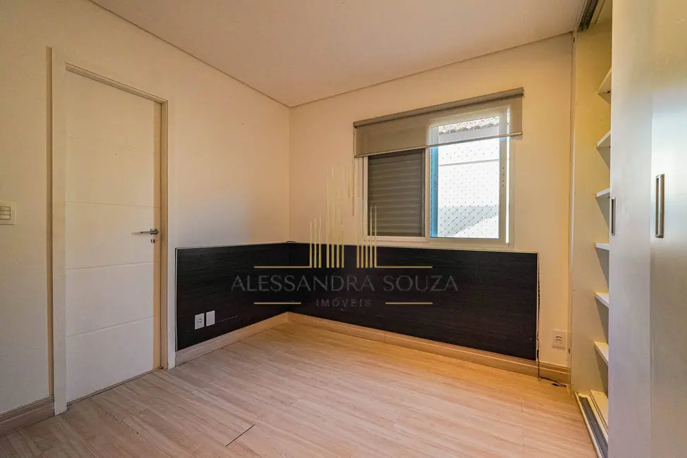 Casa com 4 quartos para alugar, 441m2 em Tamboré, Barueri - SP - imagem 9 Foto 9 de Casa com 4 quartos para alugar, 441m2 em Tamboré, Barueri - SP