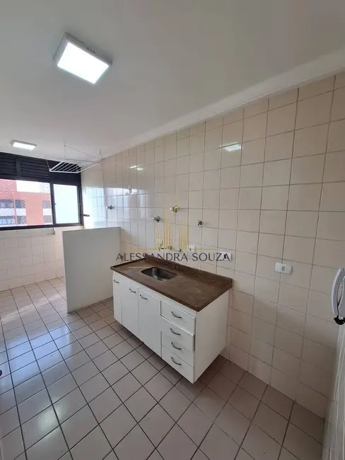 Apartamento com 2 quartos para alugar, 76m2 em Tamboré, Barueri - SP - imagem 9 Foto 9 de Apartamento com 2 quartos para alugar, 76m2 em Tamboré, Barueri - SP