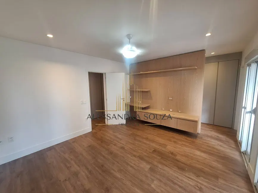 Foto 3 de Apartamento com 3 quartos para alugar, 388m2 em Alphaville Empresarial, Barueri - SP