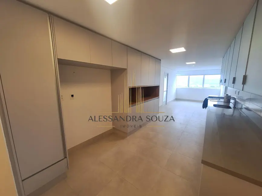 Foto 8 de Apartamento com 3 quartos para alugar, 388m2 em Alphaville Empresarial, Barueri - SP