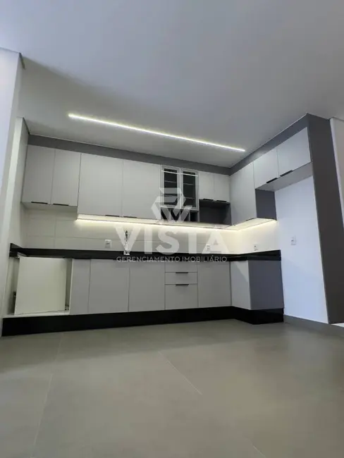 Foto 7 de Apartamento com 3 quartos para alugar, 82m2 em Horto Florestal, Jundiai - SP