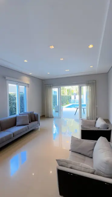 Foto 4 de Casa com 4 quartos para alugar, 630m2 em Jundiaí Mirim, Jundiai - SP