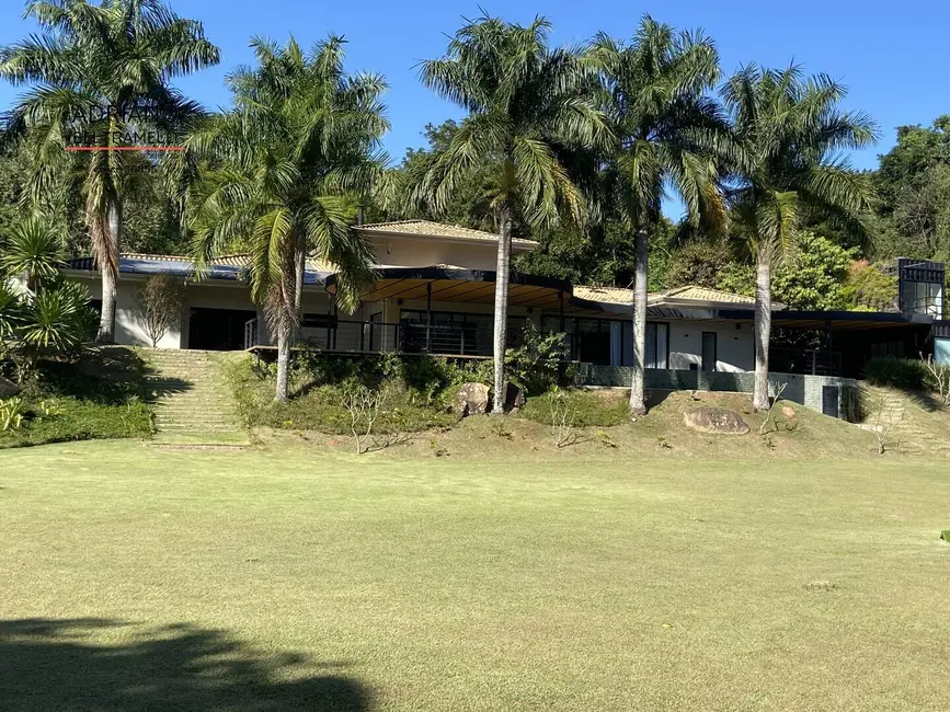 Chácara com 7 quartos à venda, 24000m2 em Jardim Martinelli (Sousas), Campinas - SP - imagem 4 Foto 4 de Chácara com 7 quartos à venda, 24000m2 em Jardim Martinelli (Sousas), Campinas - SP