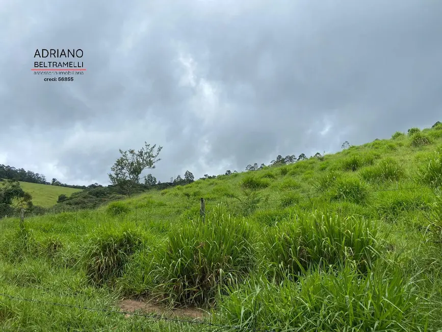 Foto 2 de Sítio / Rancho com 7 quartos à venda, 49m2 em Área Rural de Amparo, Amparo - SP