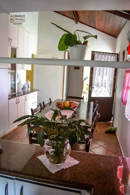 Sítio / Rancho com 9 quartos à venda, 242000m2 em Paraibuna - SP - imagem 6 Foto 6 de Sítio / Rancho com 9 quartos à venda, 242000m2 em Paraibuna - SP