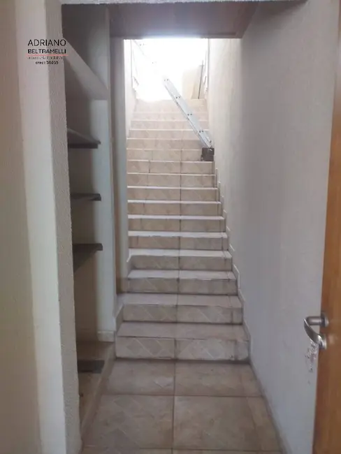 Casa com 3 quartos à venda e para alugar, 250m2 em Loteamento Parque das Hortências (Sousas), Campinas - SP - imagem 5 Foto 5 de Casa com 3 quartos à venda e para alugar, 250m2 em Loteamento Parque das Hortências (Sousas), Campinas - SP