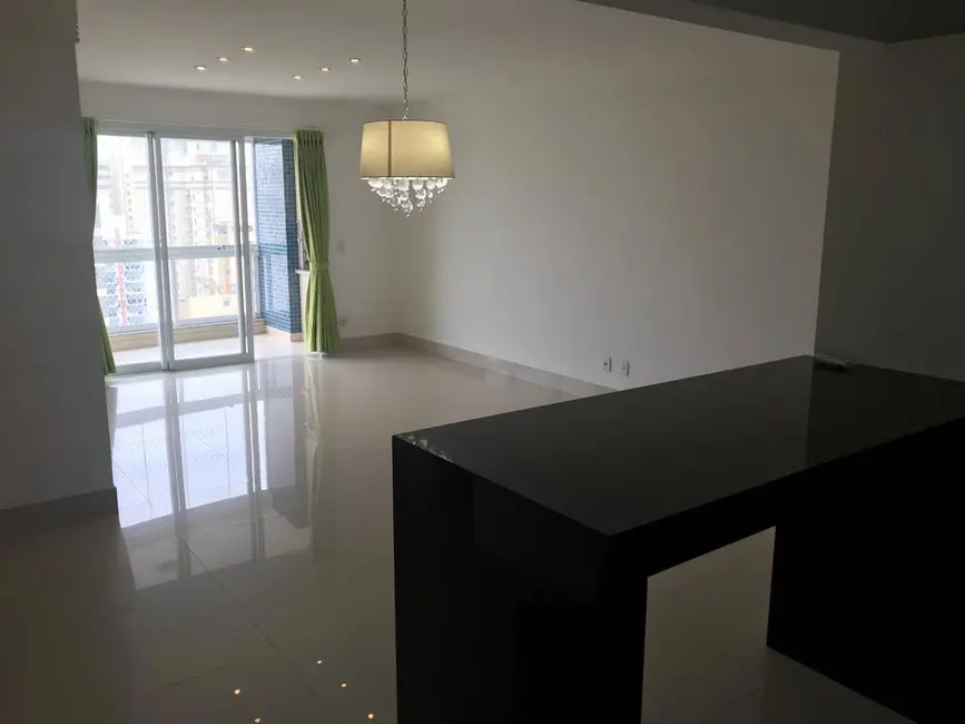 Apartamento com 3 quartos para alugar, 106m2 em Cambuí, Campinas - SP - imagem 3 Foto 3 de Apartamento com 3 quartos para alugar, 106m2 em Cambuí, Campinas - SP