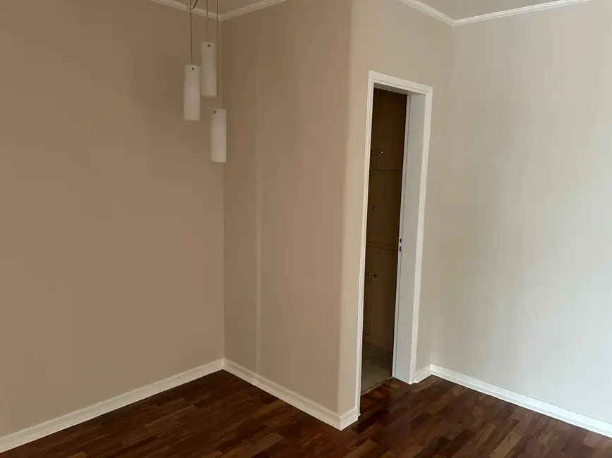 Foto 2 de Apartamento com 3 quartos para alugar, 166m2 em Cambuí, Campinas - SP