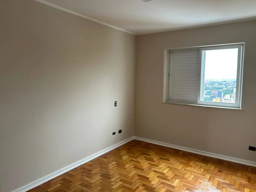 Foto 4 de Apartamento com 3 quartos para alugar, 166m2 em Cambuí, Campinas - SP