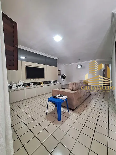 Foto 4 de Casa com 4 quartos à venda, 234m2 em Bessa, Joao Pessoa - PB