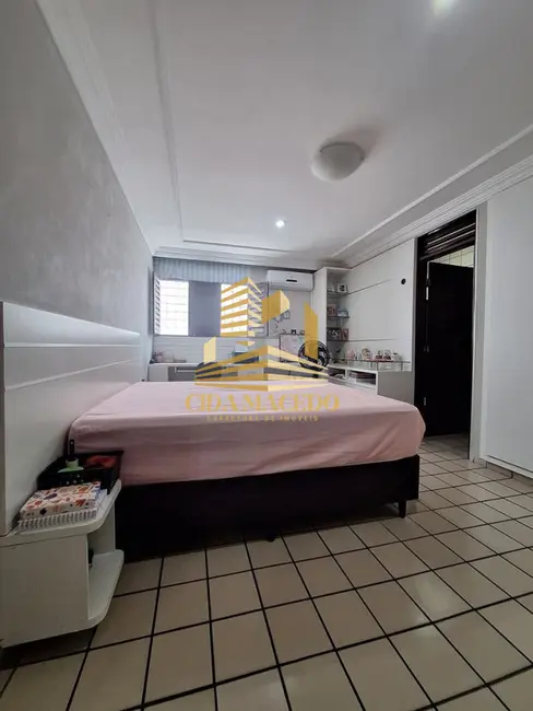 Foto 8 de Casa com 4 quartos à venda, 234m2 em Bessa, Joao Pessoa - PB