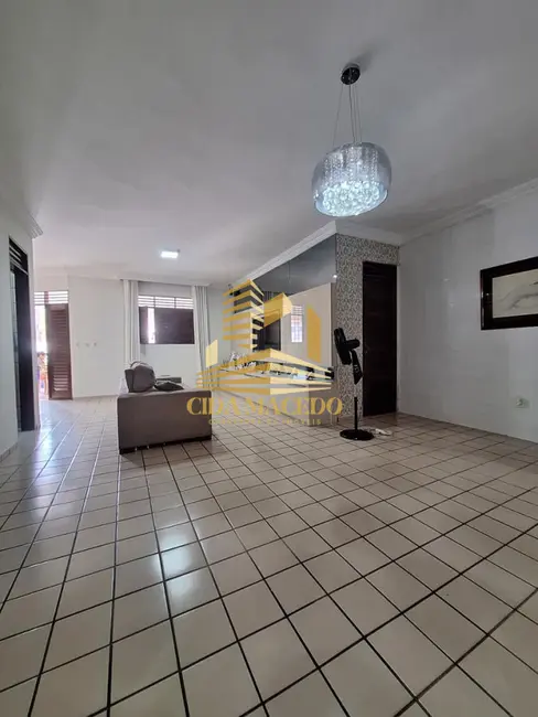 Foto 5 de Casa com 4 quartos à venda, 234m2 em Bessa, Joao Pessoa - PB