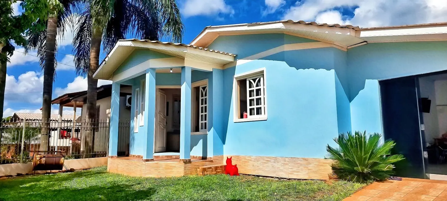 Foto 2 de Sobrado com 2 quartos à venda, 105m2 em Centro, Ibiruba - RS