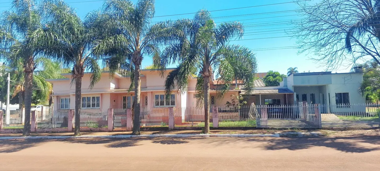 Foto 3 de Sobrado à venda em Centro, Colorado - RS